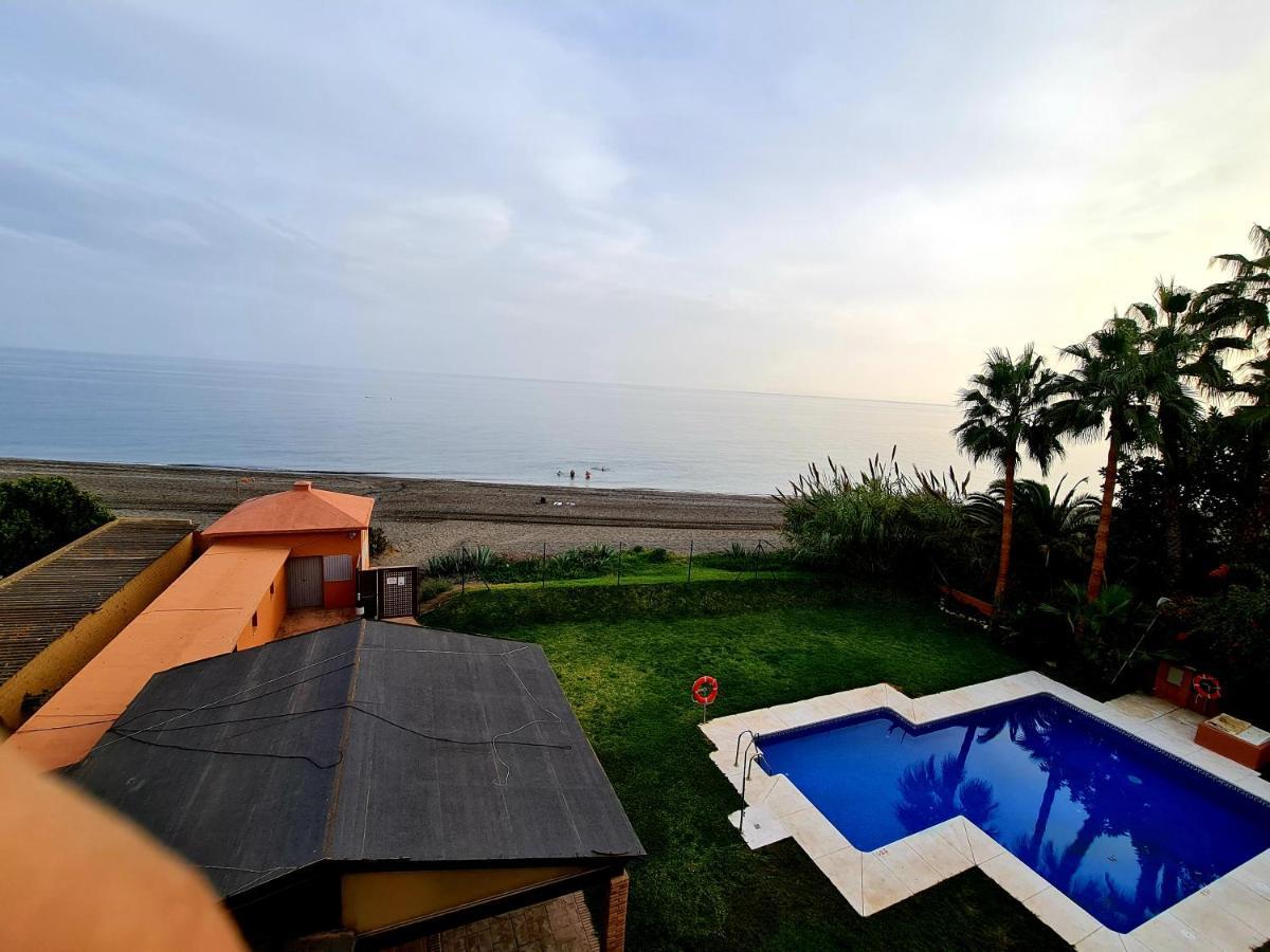 Apartment Exclusive Beachfront Penthouse