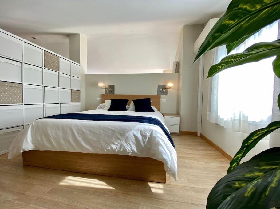 Exclusive Beachfront Penthouse Apartamento *